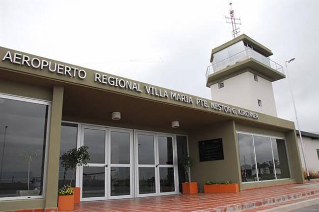 En Villa María, buscan reactivar el Aeropuerto y un tren urbano