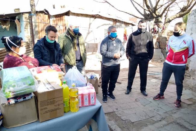 La Multisectorial 21F en el encuentro solidario y deportivo en Viila Azalais