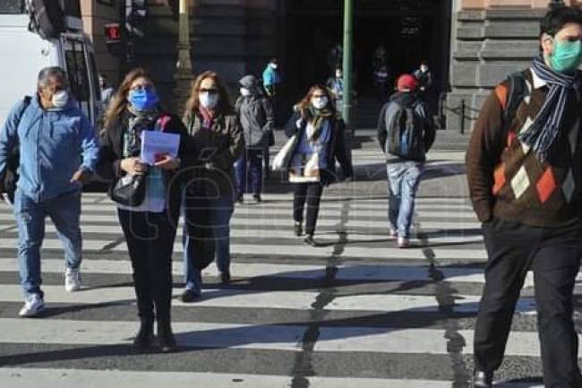 Mujeres estafadas con tarjetas de créditos 