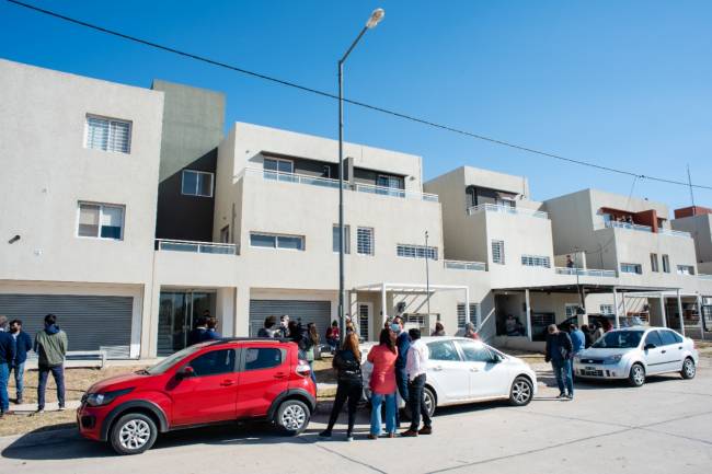 Parque Liceo: cinco nuevas familias ya cuentan con su vivienda Procrear