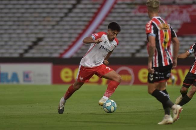 Buen comienzo de Instituto: Le ganó 2 a 1 a Chacarita