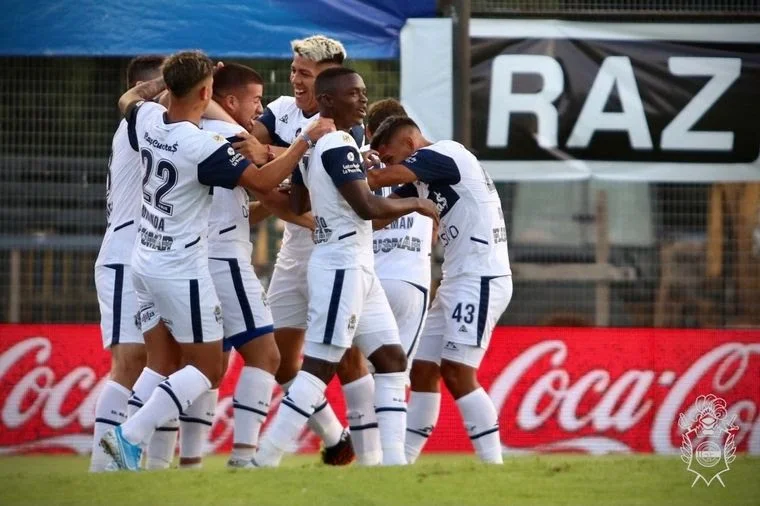 Gimnasia pasó por encima a la “T”