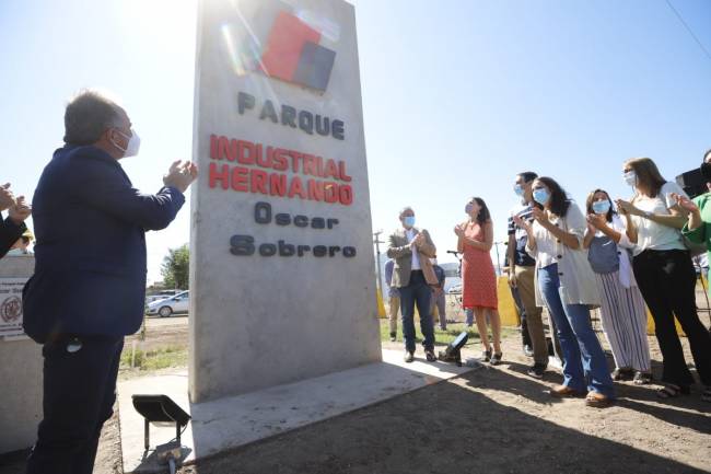 Schiaretti inauguró el Parque Industrial de Hernando