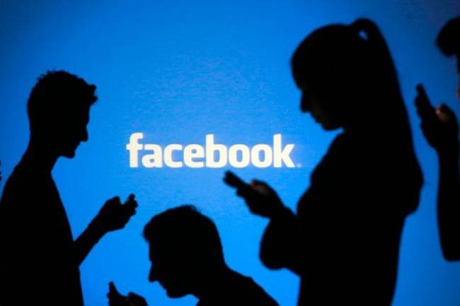 Usarios podrán pedir a una junta de supervisión la eliminación de "contenido dañino" en Facebook