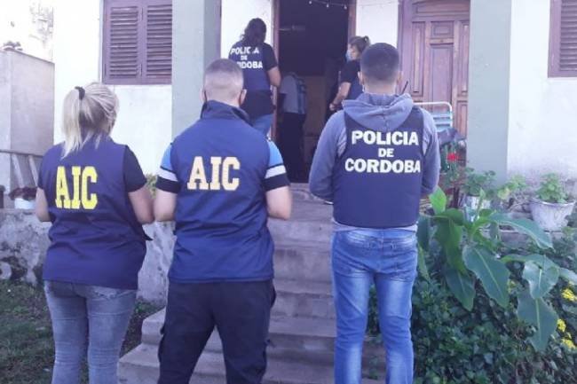 Prófugos escondidos en Villa Santa Cruz del Lago