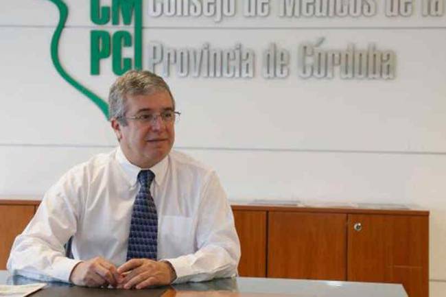 Médicos afirman que "no queda otro camino que aumentar las restricciones de circulación en Córdoba"