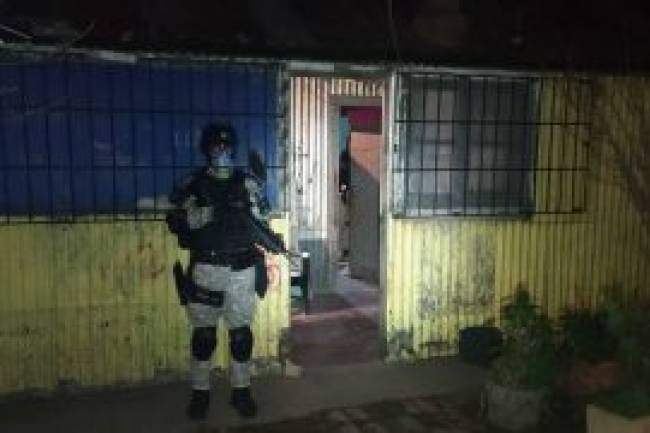 Cayeron madre y sus hijos por comercialización de estupefacientes