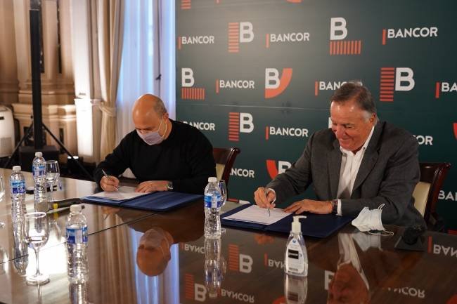 Estudiantes universitarios podrán financiar su notebook