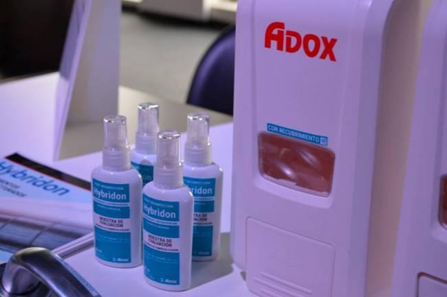  Presentan un desinfectante en spray con nanotecnología para prevenir hasta el coronavirus