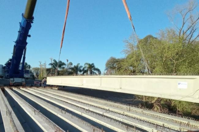 Con una inversión de 215 millones, avanza la obra del nuevo puente