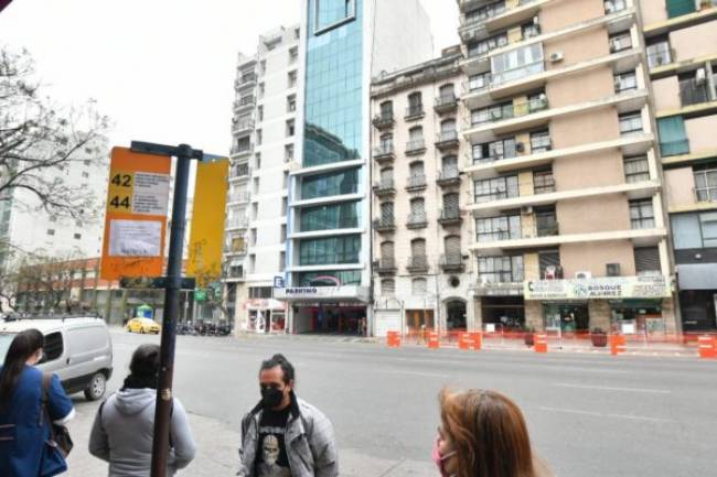 Se trasladan a una cuadra las paradas de Av. Maipú, entre 25 de Mayo y Emilio Olmos 