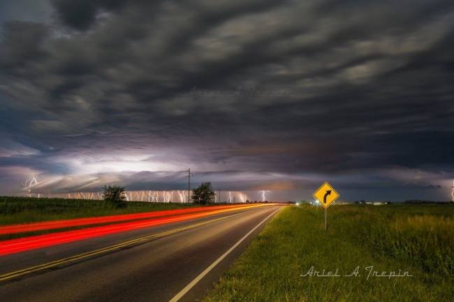 TORMENTA ELÉCTRICA AZOTÓ A SAMPACHO PASADA LA MEDIANOCHE