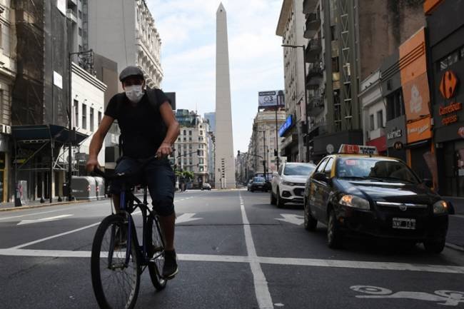 Pandemia: Argentina está "relativamente estable" pero hay que ser prudentes