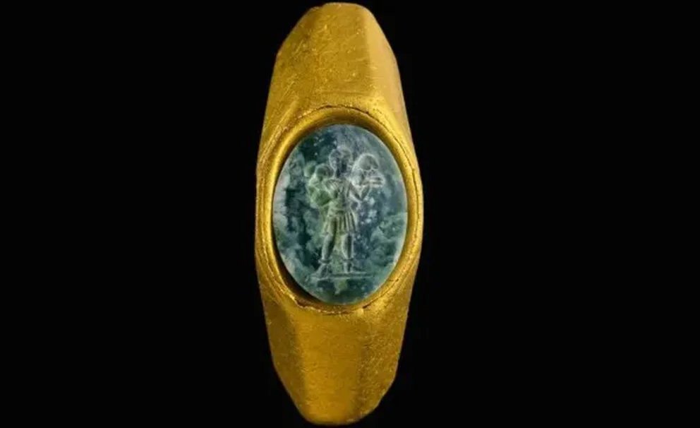Encontraron en Israel un anillo con la imagen tallada de Jesús que sería del Siglo III