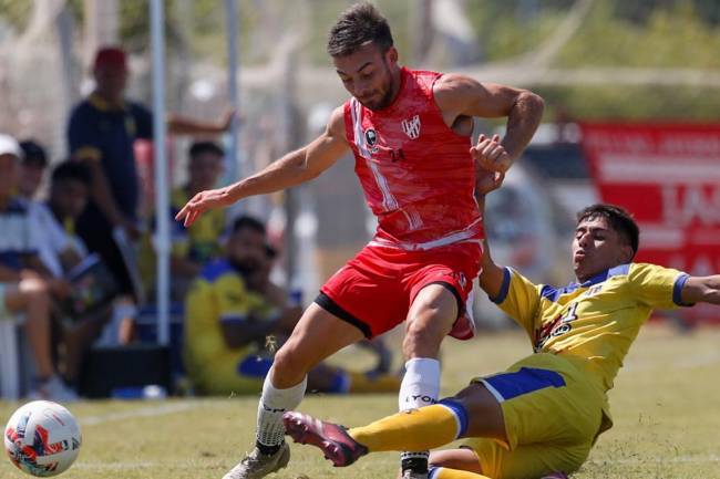 Instituto afrontó dos partidos de preparación 
