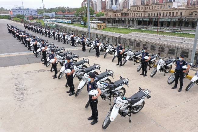 La Policía de la Provincia recibió 100 motos nuevas