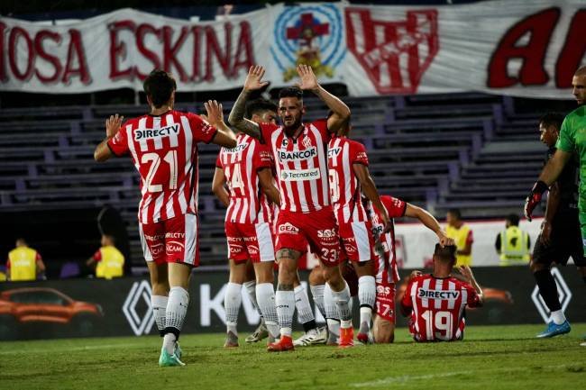 Instituto campeón de la Copa de Verano “Ondino Viera”.