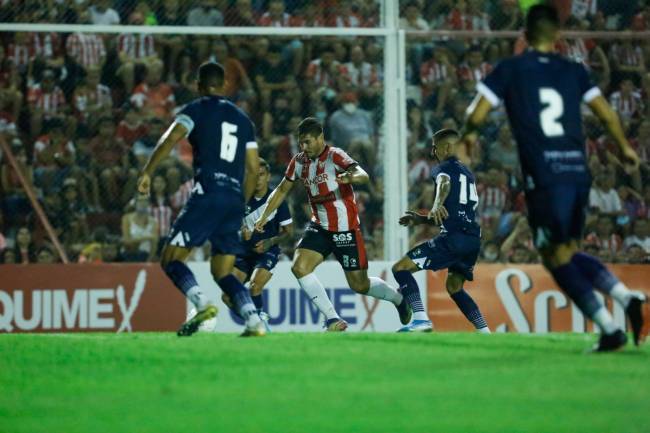 Instituto y su primer triunfo se hace rogar