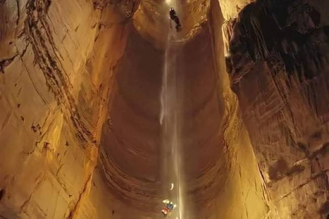 La Cueva de Voronia, cercano al centro de la Tierra