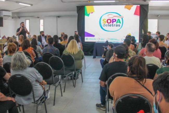 Brindarán  200  bibiotecas y capacitaciones a comedores y merenderos de la ciudad de Córdoba