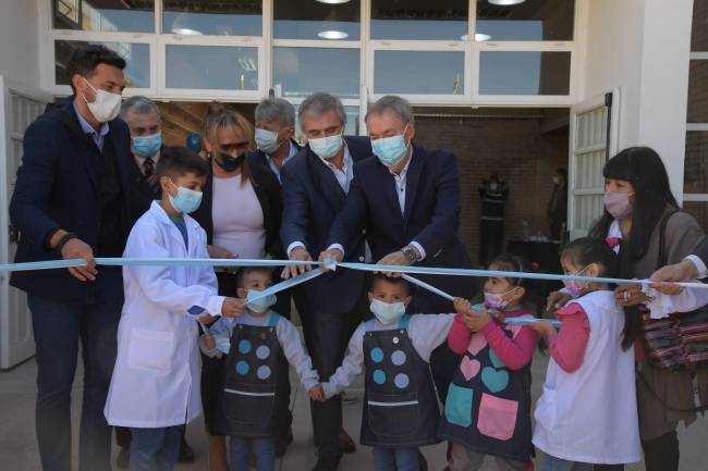 Embalse: Invirtieron más de 70 millones en la construcción de una escuela primaria y un jardín de infantes