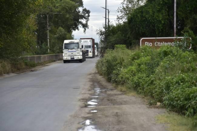 En el trayecto de ruta 2, ampliarán el puente carretero