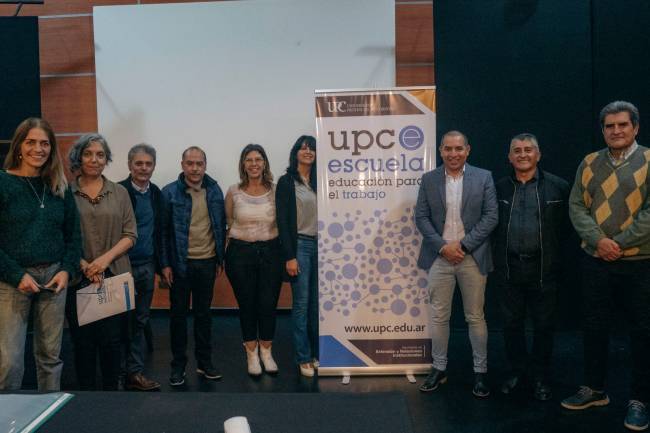 El Intendente Carlos Oviedo firmó un acuerdo con la Universidad Provincial de Córdoba