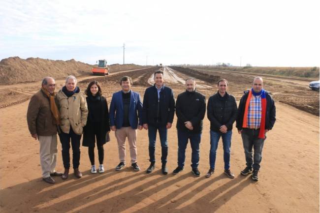Funcionarios provinciales supervisaron el avance de la obra de pavimentación de la RP10