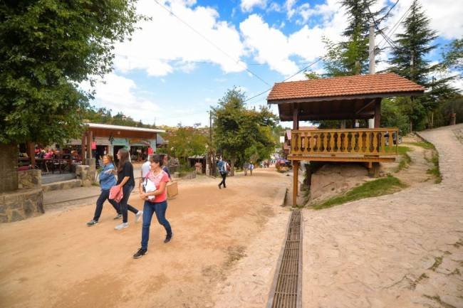 Por la afluencia turística, diferentes localidades de la provincia tuvieron un gran movimiento económico