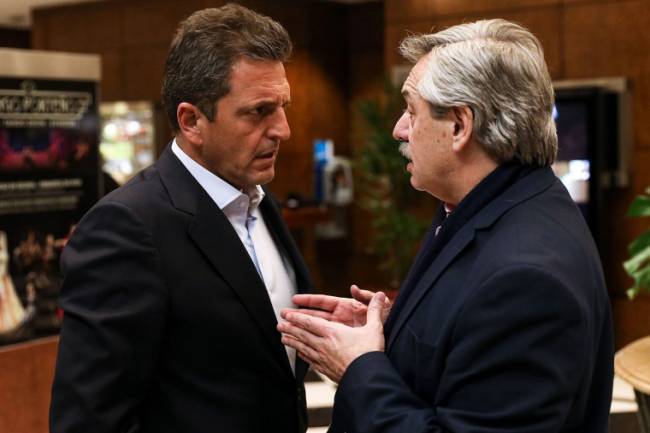 Gobernadores, funcionarios y dirigentes del FdT respaldan una eventual reorganización del gabinete