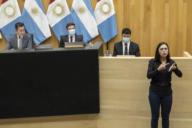 La Lengua de Señas sigue avanzando hacia la Legislatura Abierta