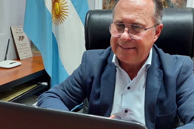 Hernando: El intendente Bottasso será premiado en Colombia
