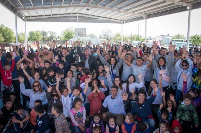 En Río Cuarto, Más de 800 chicos festejaron el día de la primavera y del estudiante