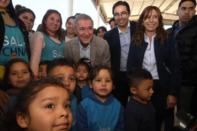 En Villa del Totoral, inauguraron un polideportivo social