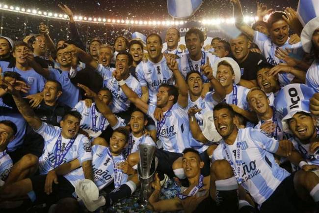 RACING que le ganó a Boca obtuvo el Trofeo de Campeones