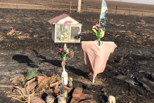 El fuego incontrolable no tocó una gruta religiosa en Arroyo Cabral.