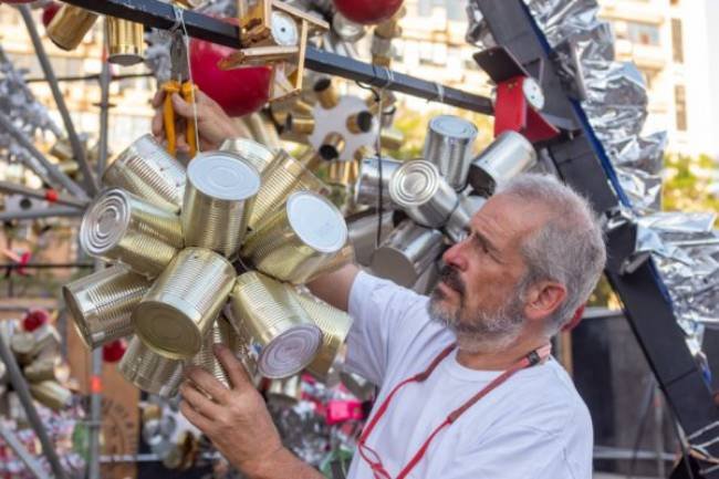 Vecinos podrán cambiar residuos por arbolitos de material reciclado