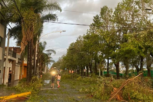 Tormenta en Rio Primero y Villa Santa Rosa: Damnificados son asistidos con el Fondo para Desastres