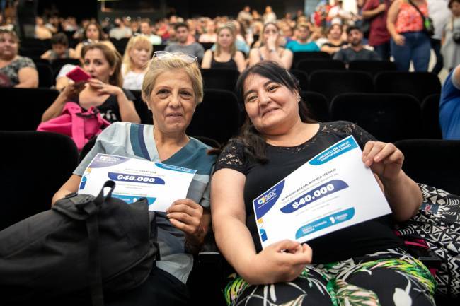 Entregaron más de 500 créditos del Banco de la Gente