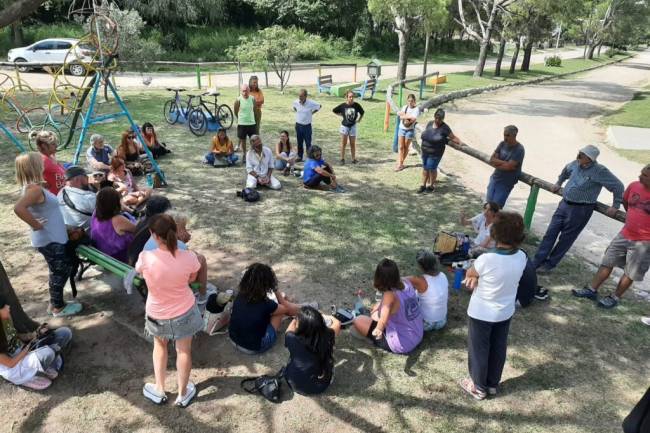 Caminata de vecinos de La Falda para pedir la reforestación de la Reserva El Puma