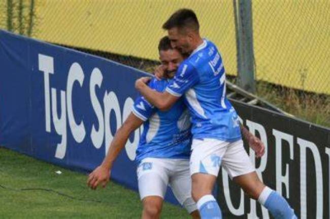 Córdoba en el ascenso con Estudiantes de Río IV y Racing