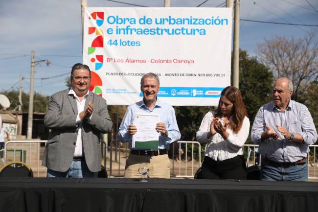 Schiaretti habilitó obras de urbanización en barrio Los Álamos