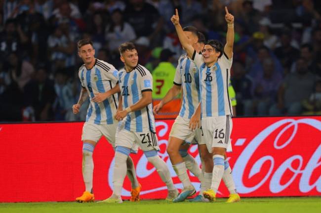 Argentina sub-20 a octavos luego de golear en Santiago del Estero
