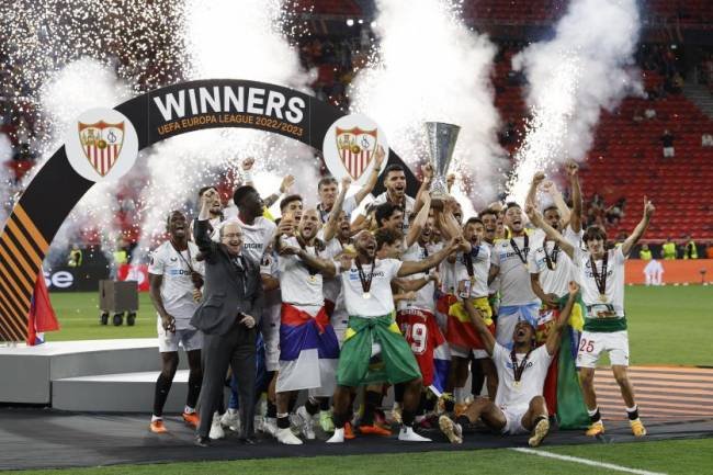 Un cordobés lo ganaba para la Roma, pero finalmente se consagró Sevilla
