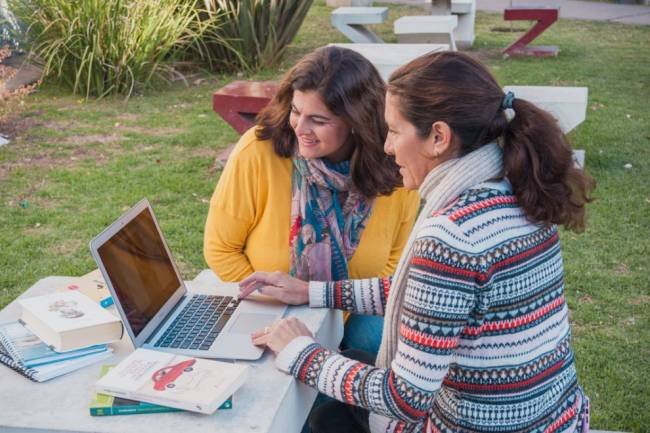 Los docentes cordobeses ya tienen disponible una plataforma digital