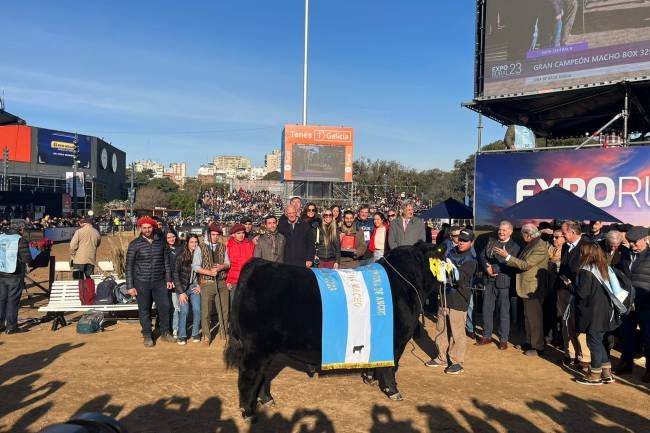 Expo Rural: El ministro Busso destacó el modelo productivo cordobés