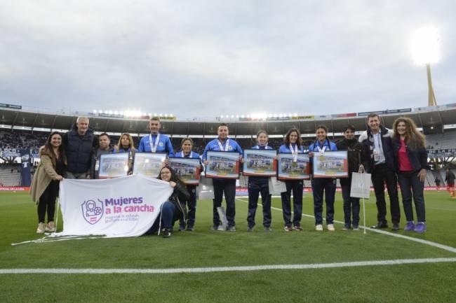 Las Murciélagas campeonas que emocionan