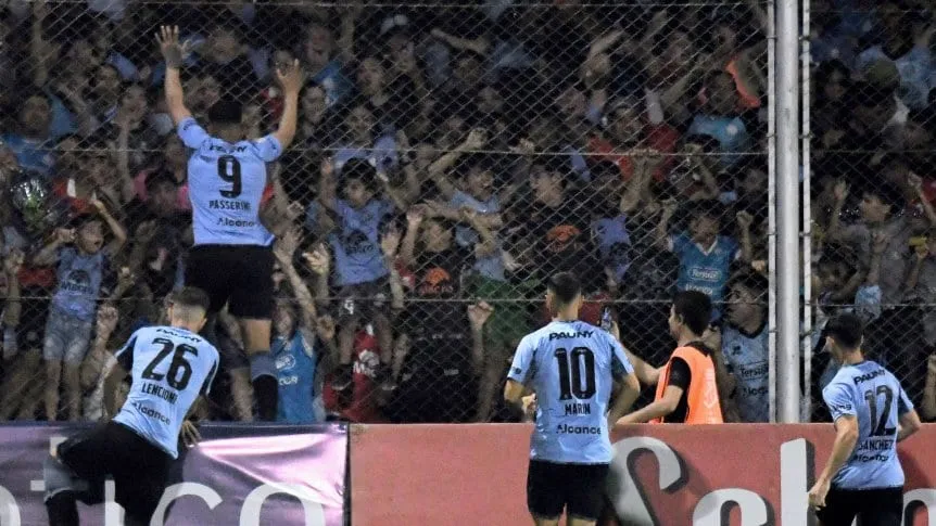 Sigue la Copa de la Liga: ayer triunfó Belgrano y es puntero en su grupo