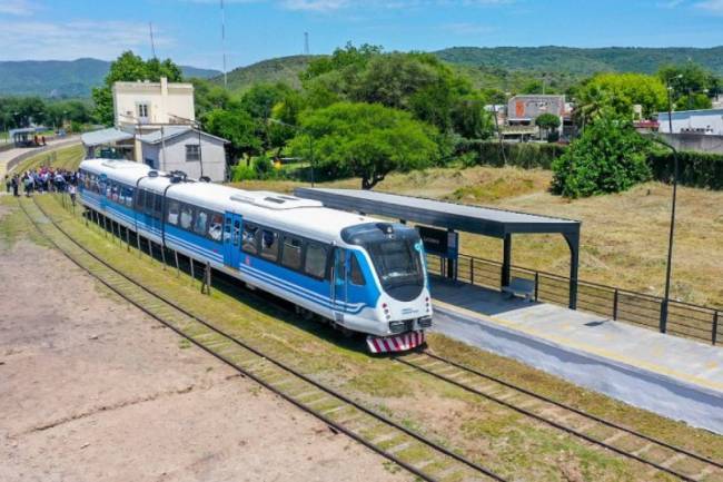 El Tren de las Sierras que recorre el Valle de Punilla amplía su recorrido