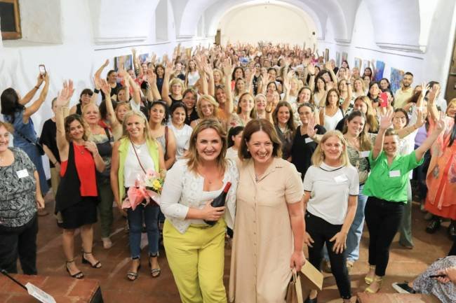 A pocos días de asumir, Prunotto mostró unidad junto a lideresas cordobesas